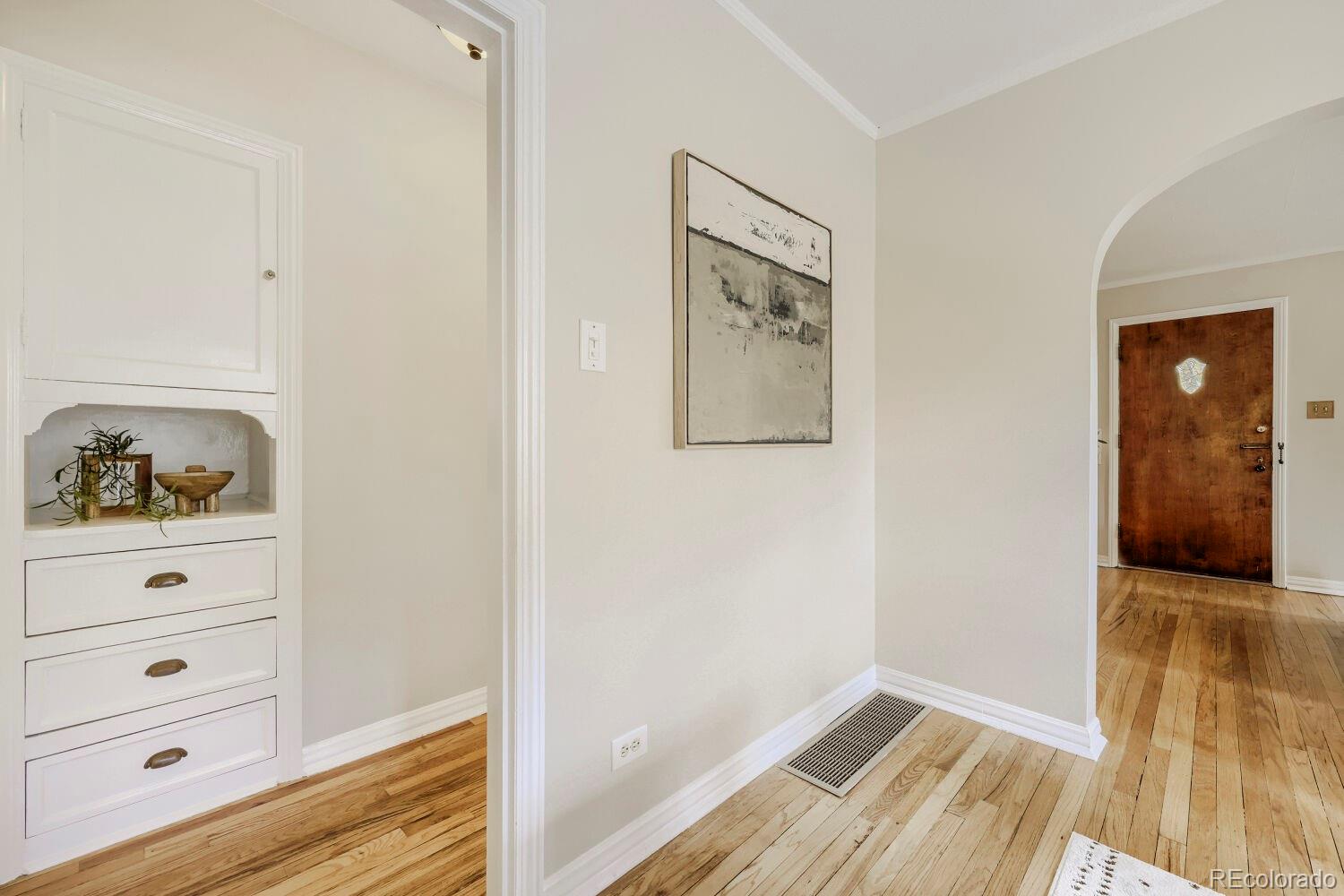 MLS Image #17 for 1249  niagara street,denver, Colorado