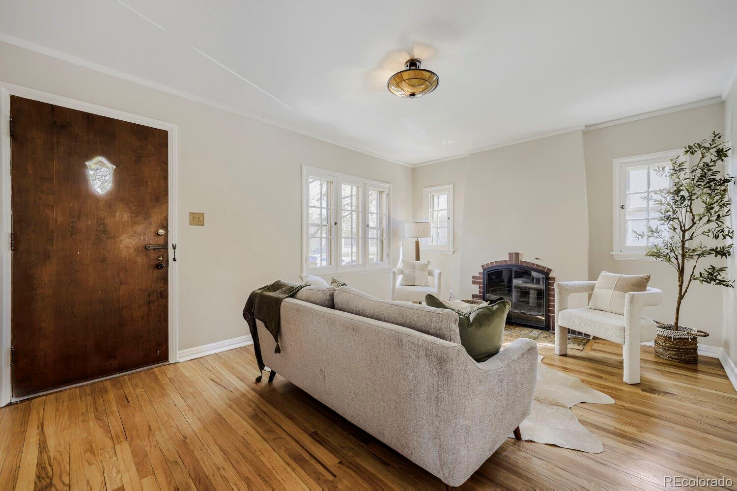 MLS Image #4 for 1249  niagara street,denver, Colorado