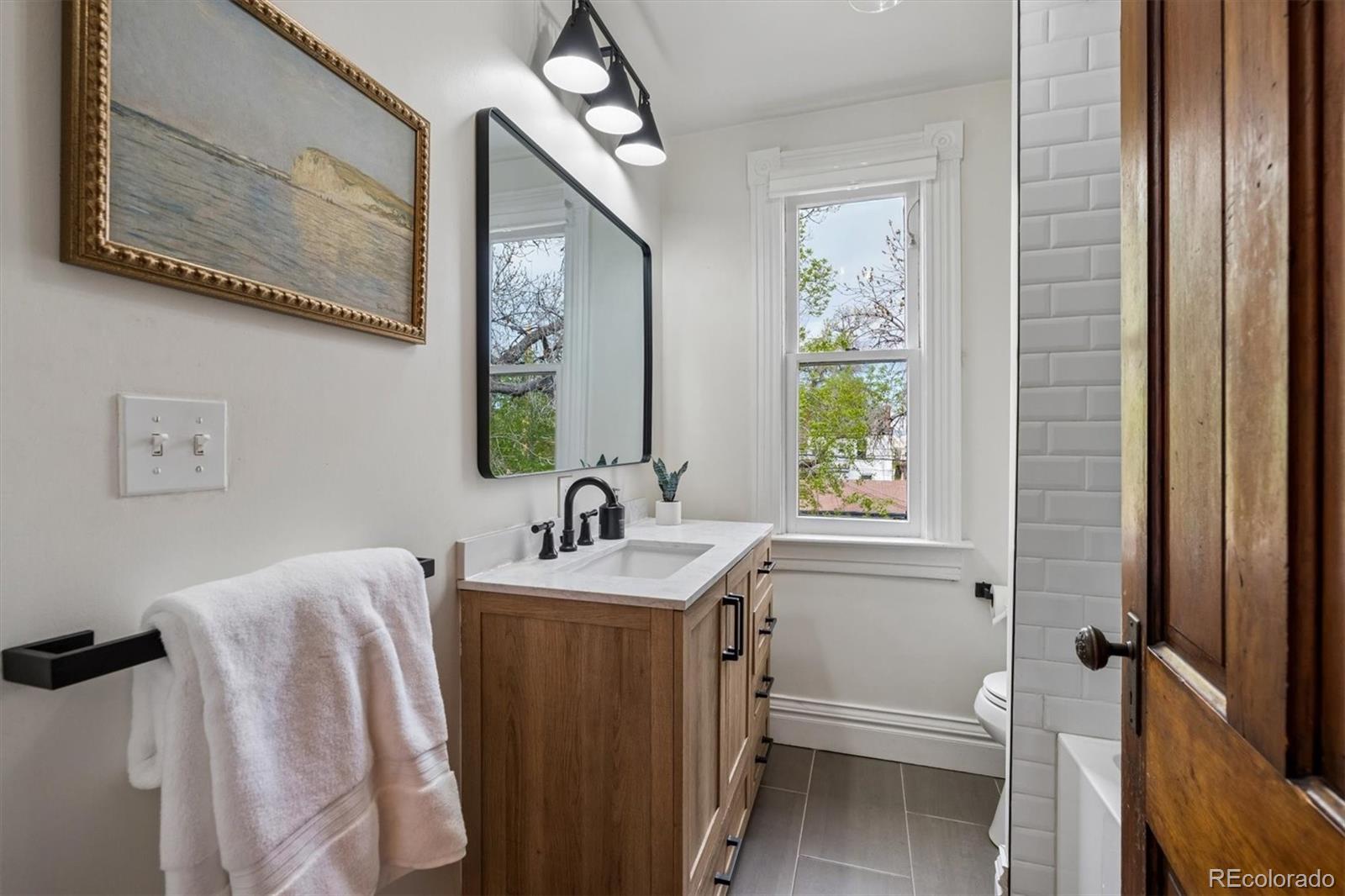 MLS Image #17 for 41 s grant street,denver, Colorado