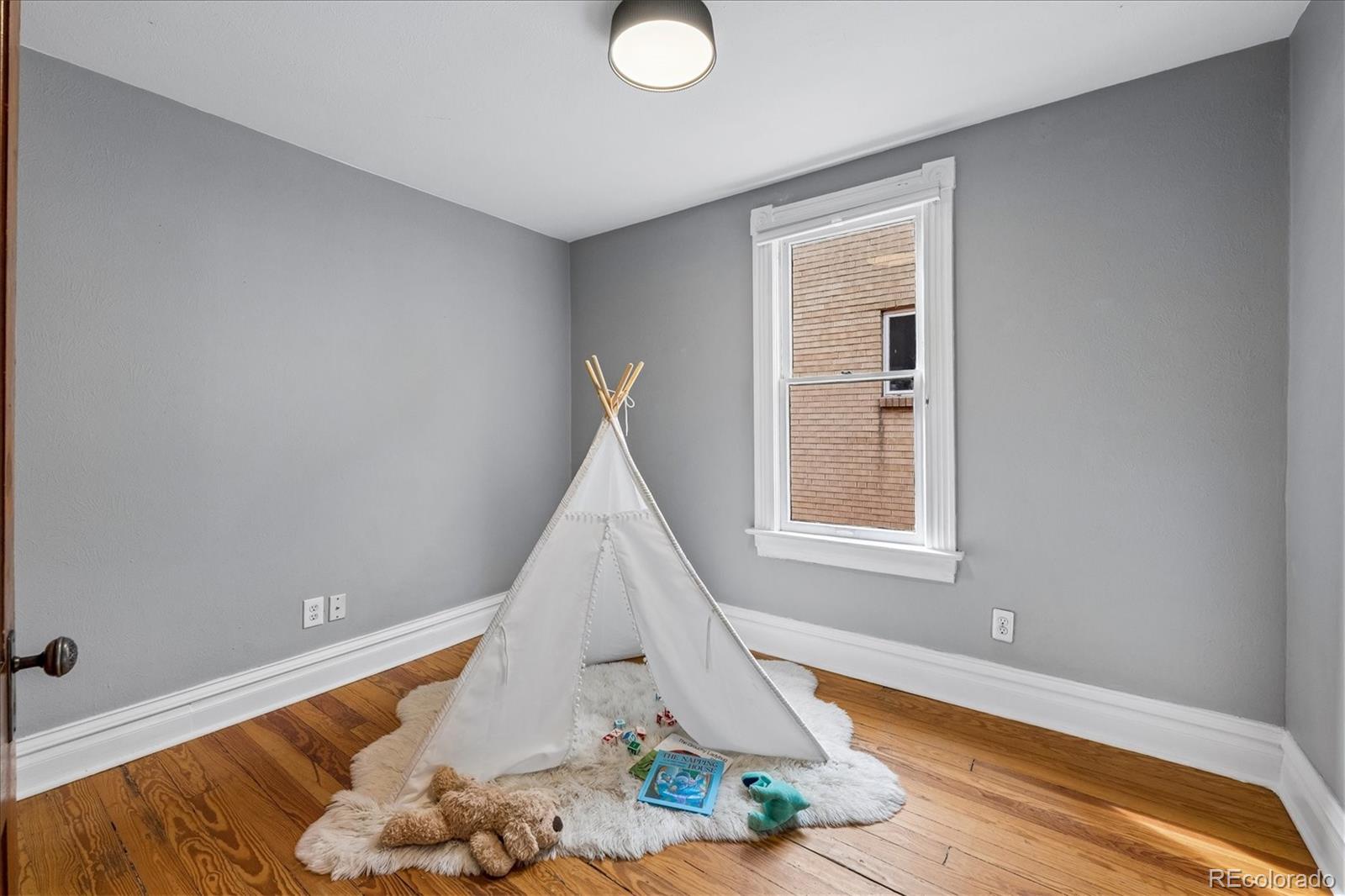 MLS Image #21 for 41 s grant street,denver, Colorado