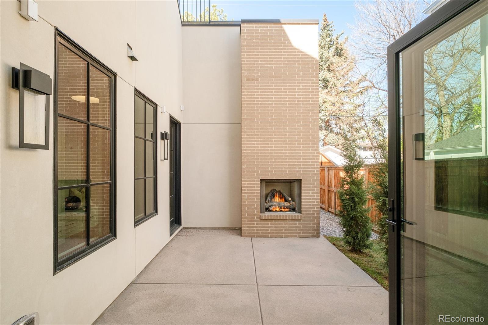 MLS Image #10 for 517  cook street,denver, Colorado