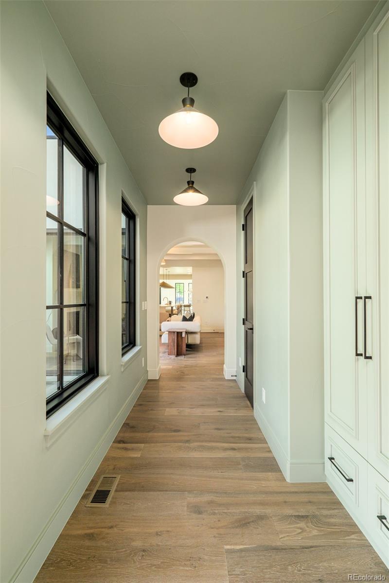 MLS Image #15 for 517  cook street,denver, Colorado