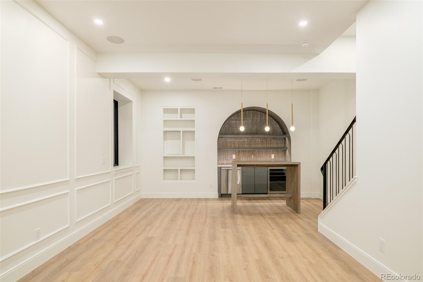 MLS Image #38 for 517  cook street,denver, Colorado