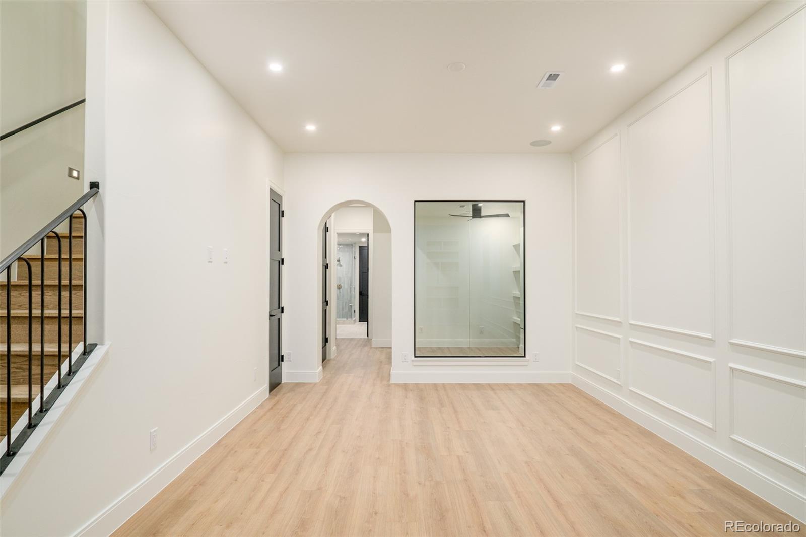 MLS Image #39 for 517  cook street,denver, Colorado
