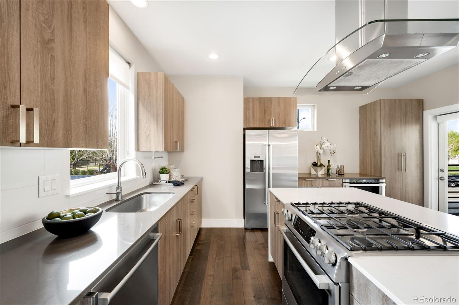 MLS Image #11 for 2728 w 26th avenue,denver, Colorado