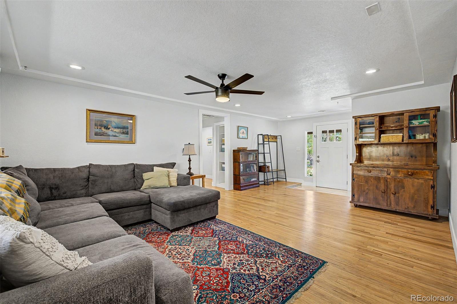 MLS Image #11 for 855 s yates street,denver, Colorado