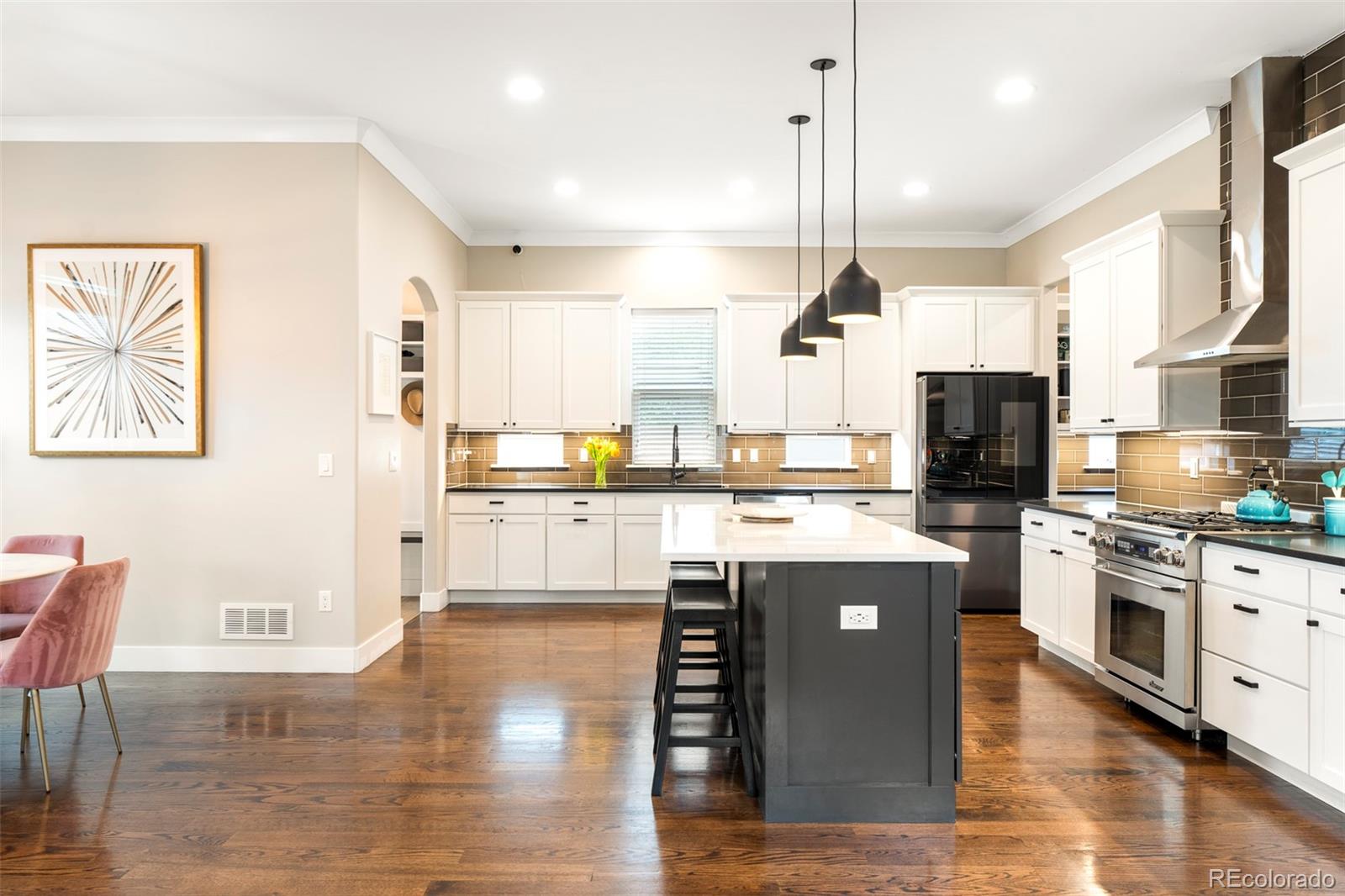 MLS Image #10 for 136  magnolia street,denver, Colorado