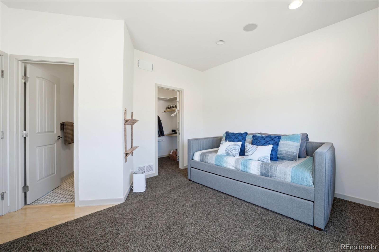 MLS Image #15 for 1529  lynn meadows drive,pueblo, Colorado