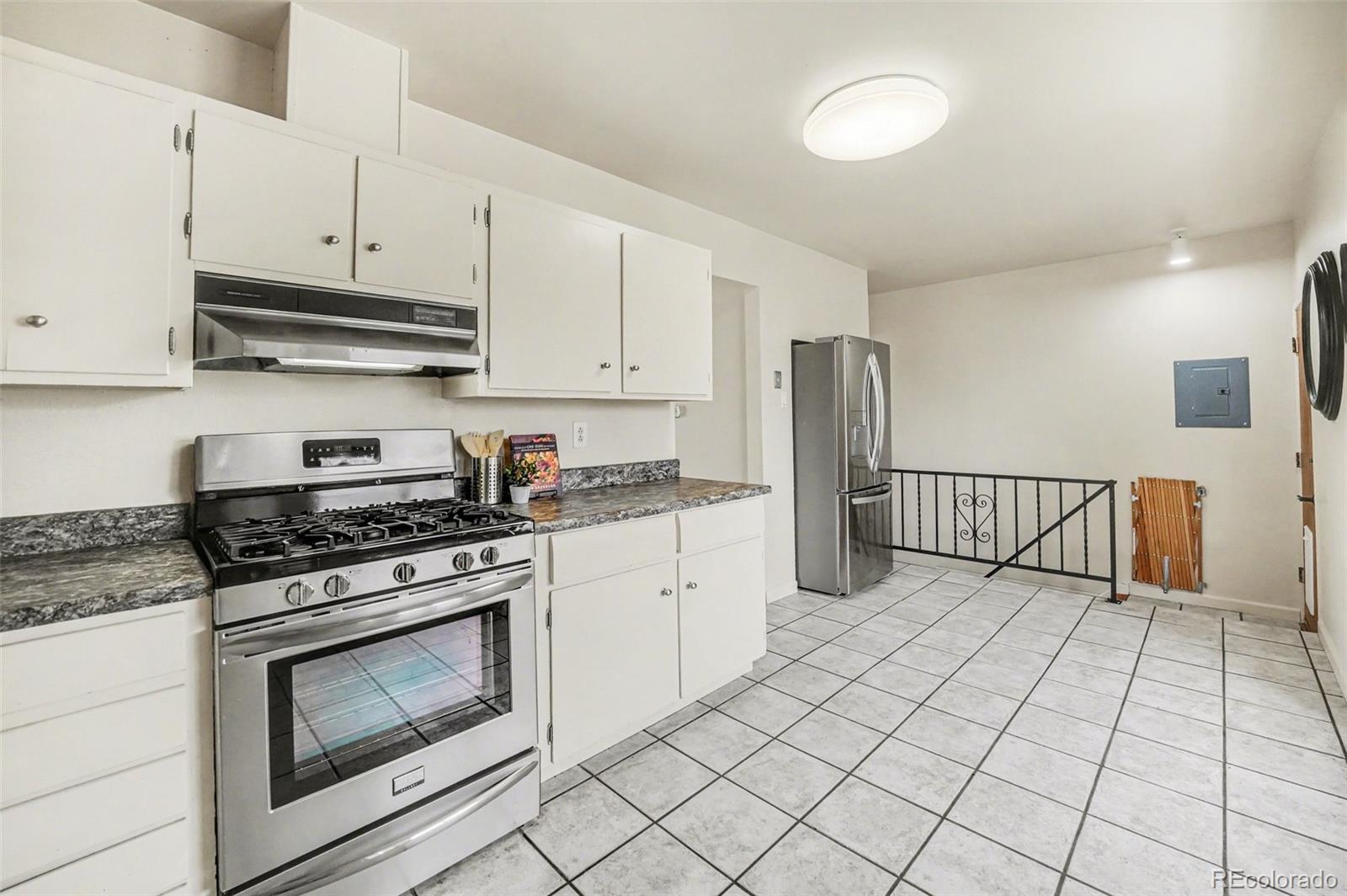 MLS Image #9 for 6925 w colorado drive,lakewood, Colorado