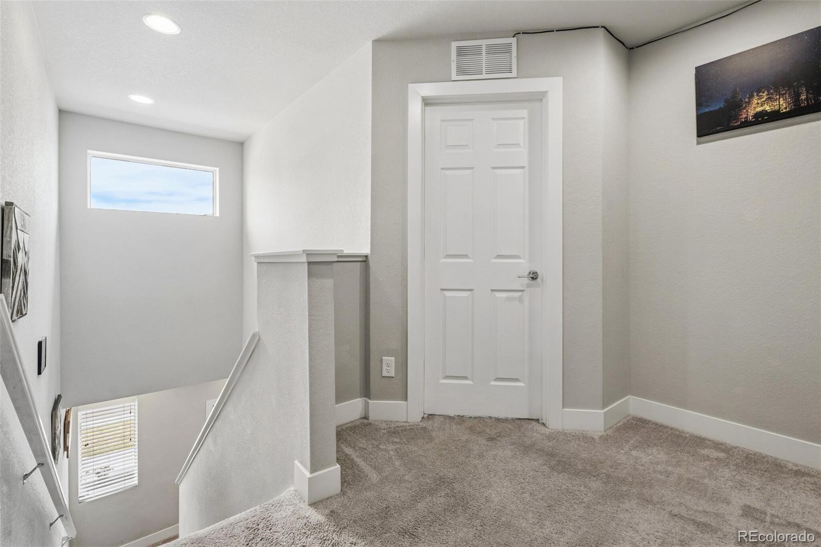 MLS Image #15 for 16282 e 47th place ,denver, Colorado