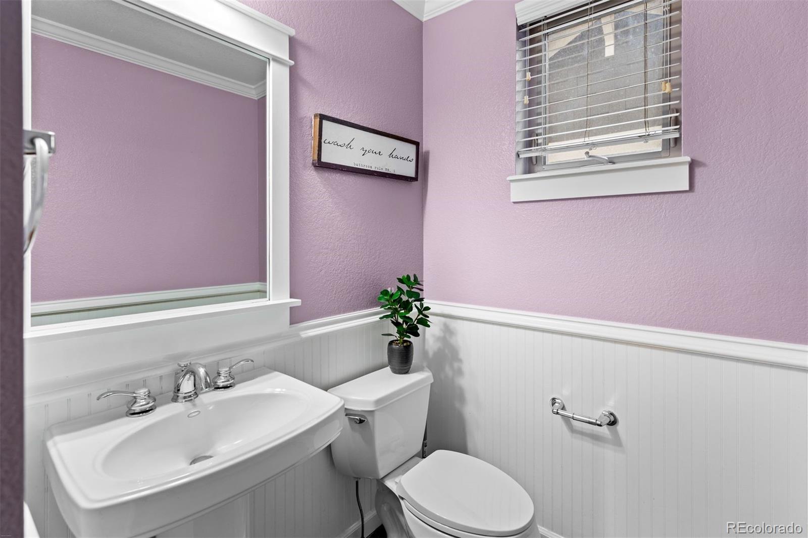 MLS Image #10 for 8502 e 29th place,denver, Colorado