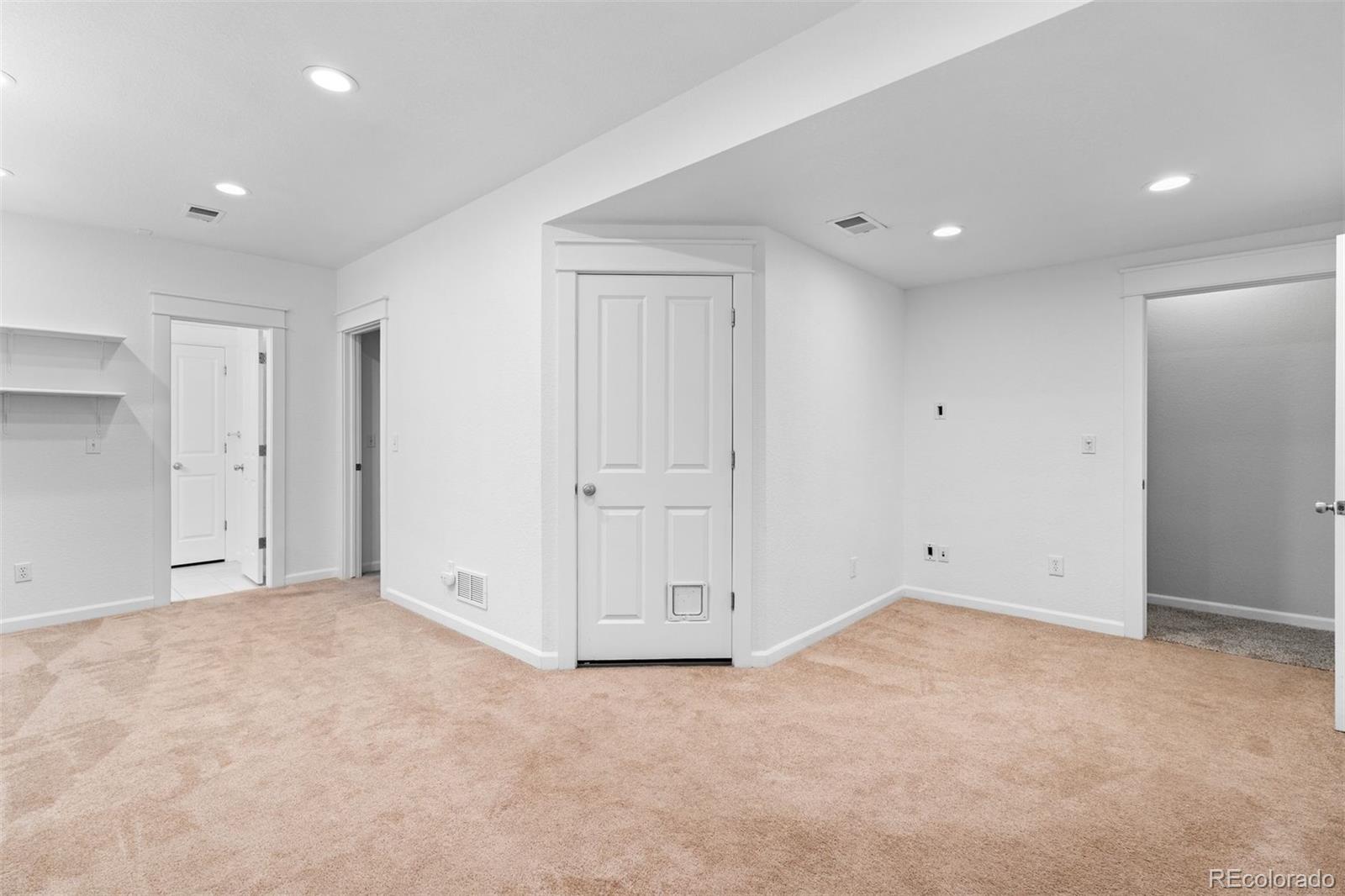 MLS Image #23 for 8502 e 29th place,denver, Colorado