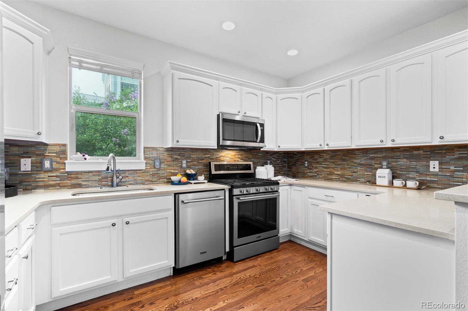 MLS Image #7 for 8502 e 29th place,denver, Colorado