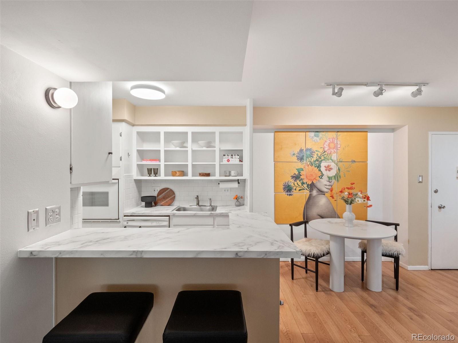 MLS Image #10 for 790 n washington street 405,denver, Colorado