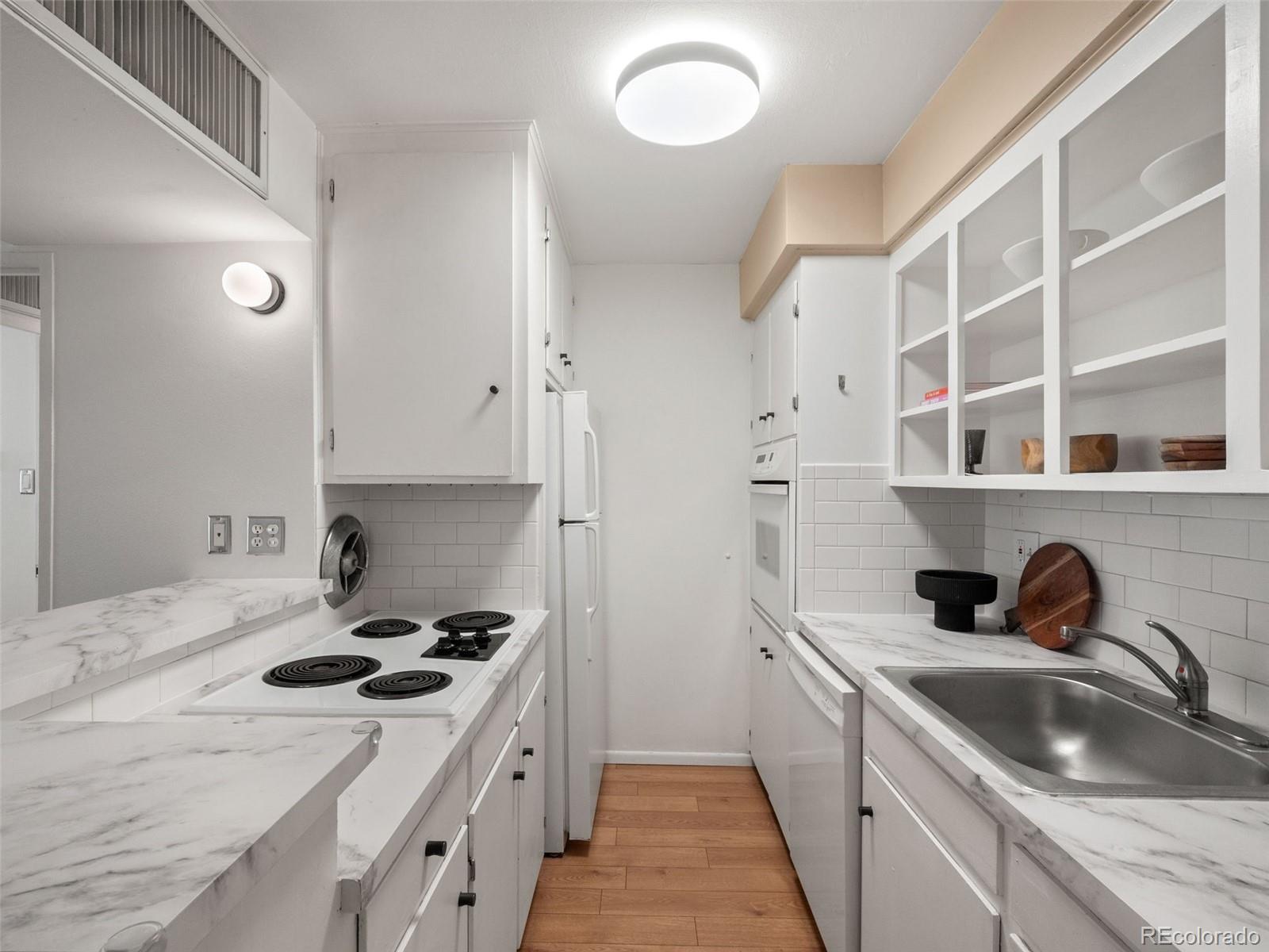 MLS Image #12 for 790 n washington street 405,denver, Colorado