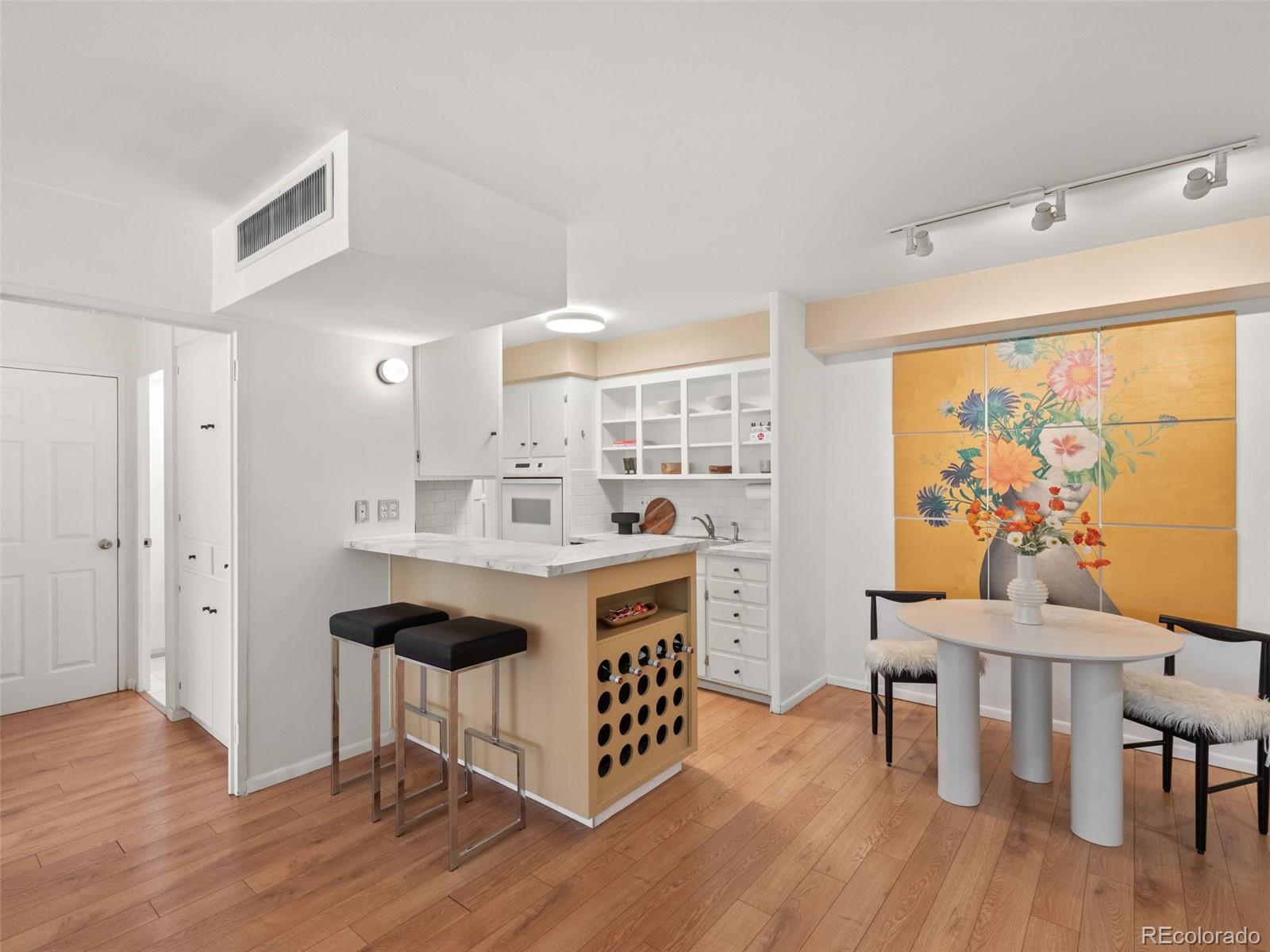 MLS Image #13 for 790 n washington street 405,denver, Colorado