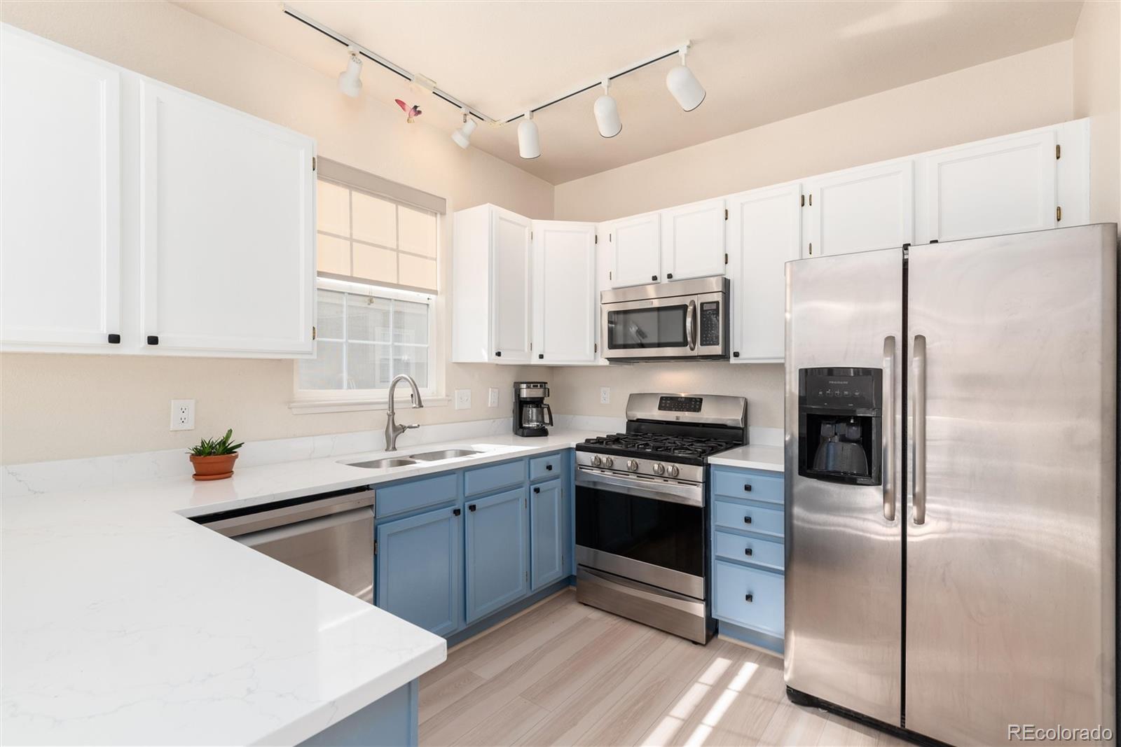 MLS Image #10 for 326 w jamison place,littleton, Colorado