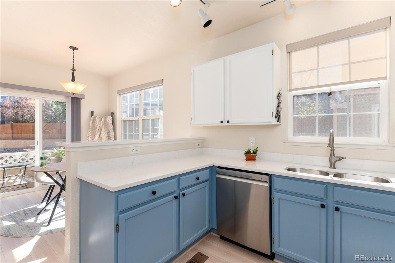 MLS Image #12 for 326 w jamison place,littleton, Colorado