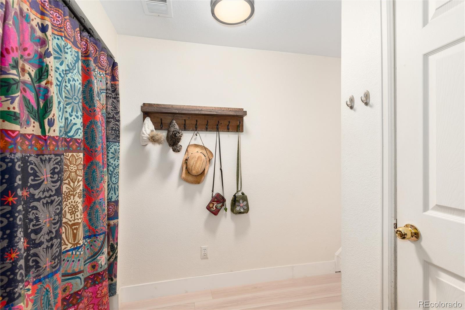 MLS Image #13 for 326 w jamison place,littleton, Colorado