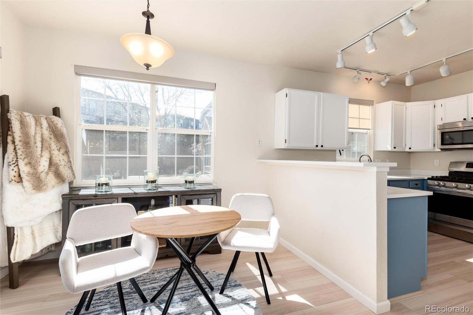 MLS Image #8 for 326 w jamison place,littleton, Colorado