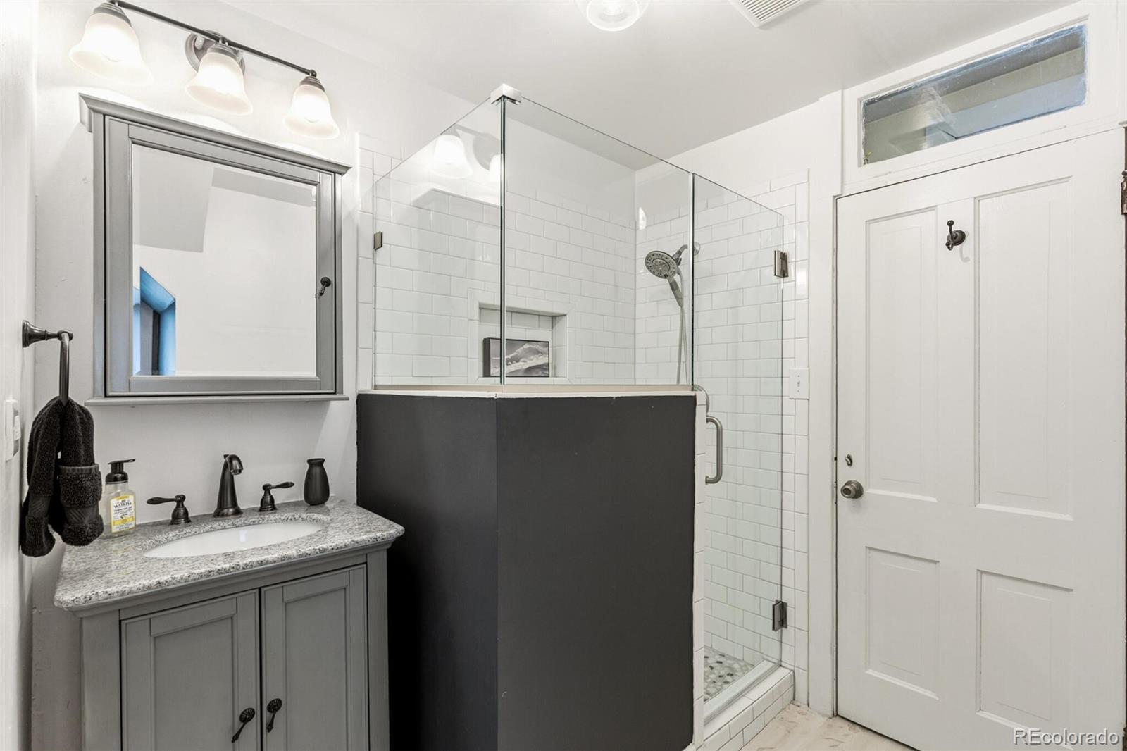 MLS Image #12 for 252 w irvington place,denver, Colorado