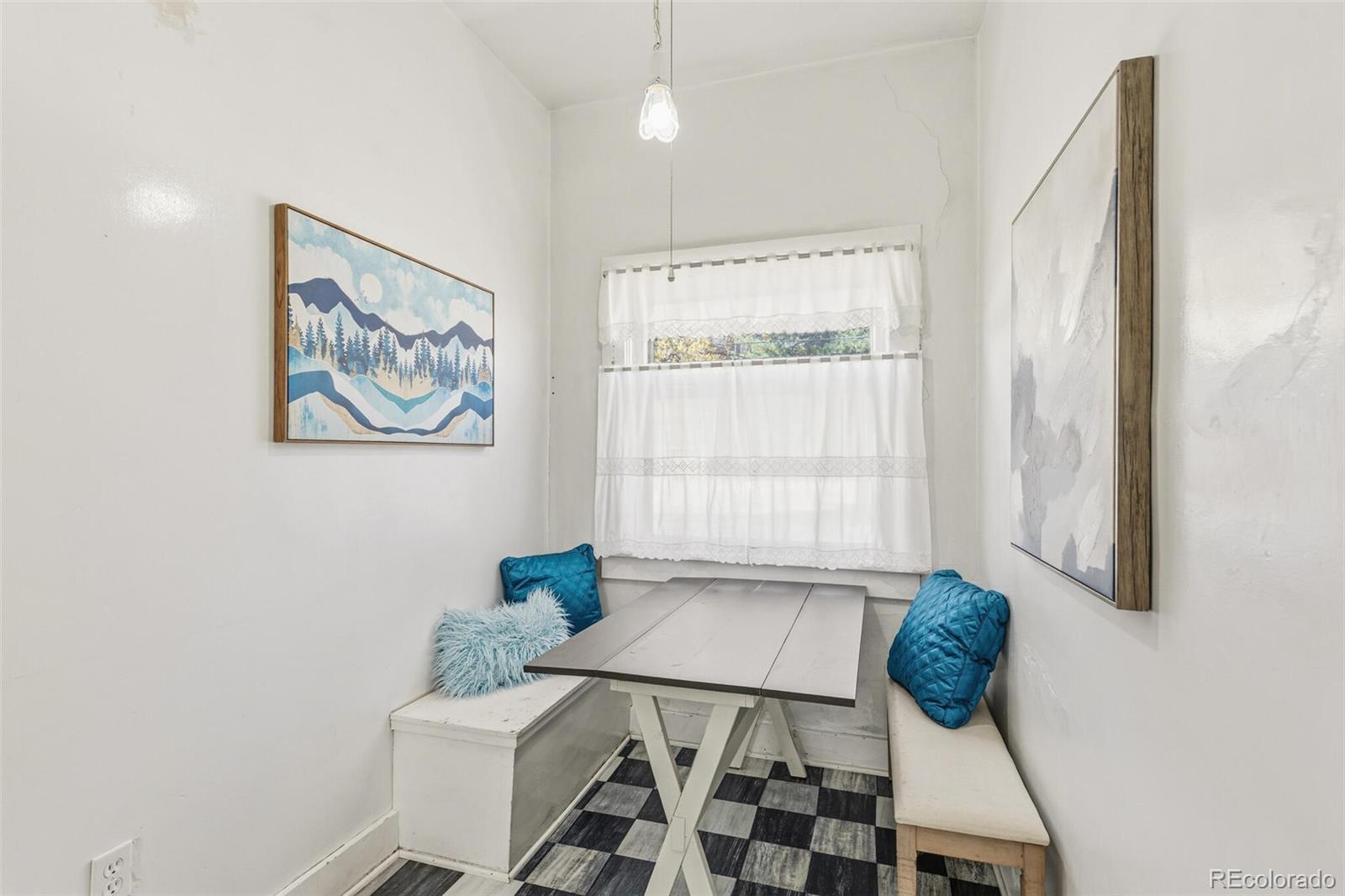 MLS Image #19 for 252 w irvington place,denver, Colorado