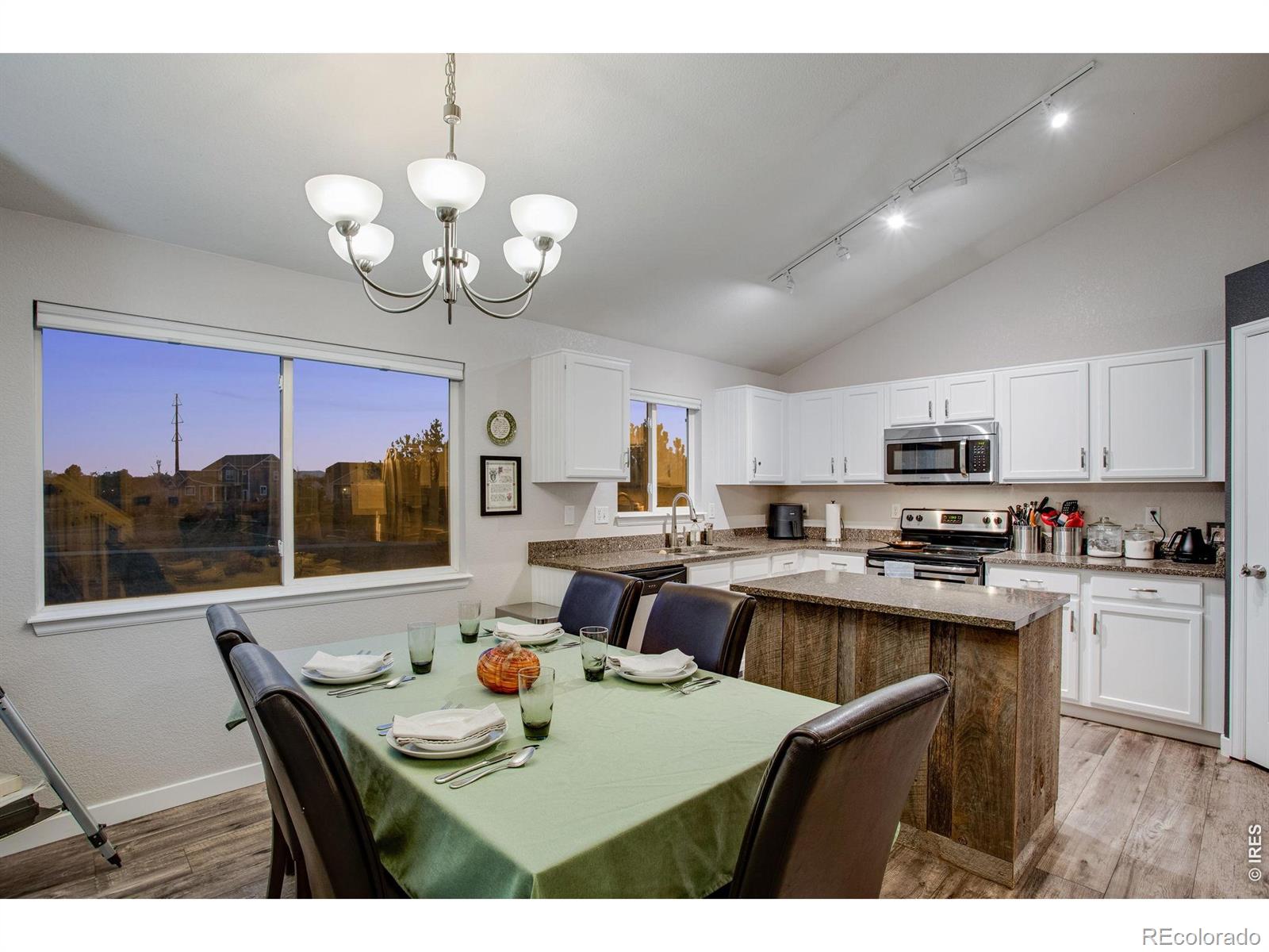 MLS Image #11 for 2209  santa fe drive,longmont, Colorado