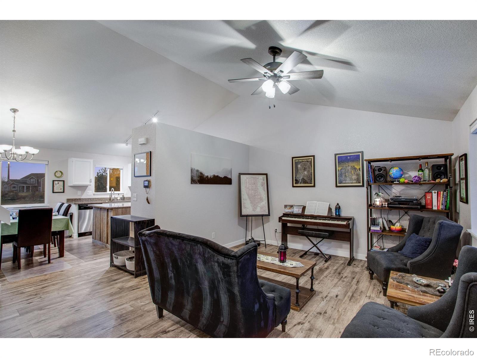 MLS Image #7 for 2209  santa fe drive,longmont, Colorado