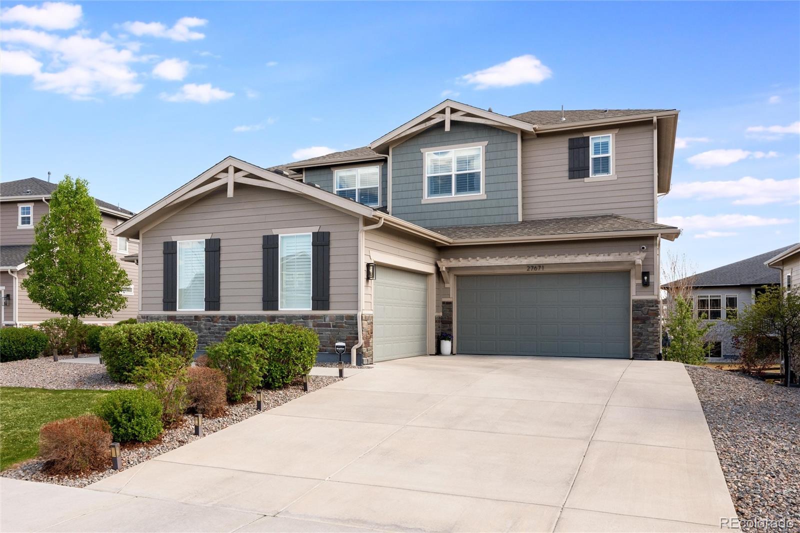 MLS Image #1 for 27671 e lakeview drive,aurora, Colorado