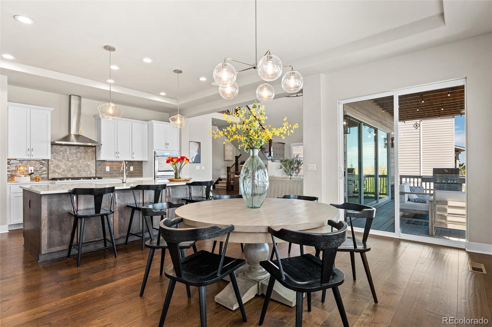 MLS Image #11 for 27671 e lakeview drive,aurora, Colorado