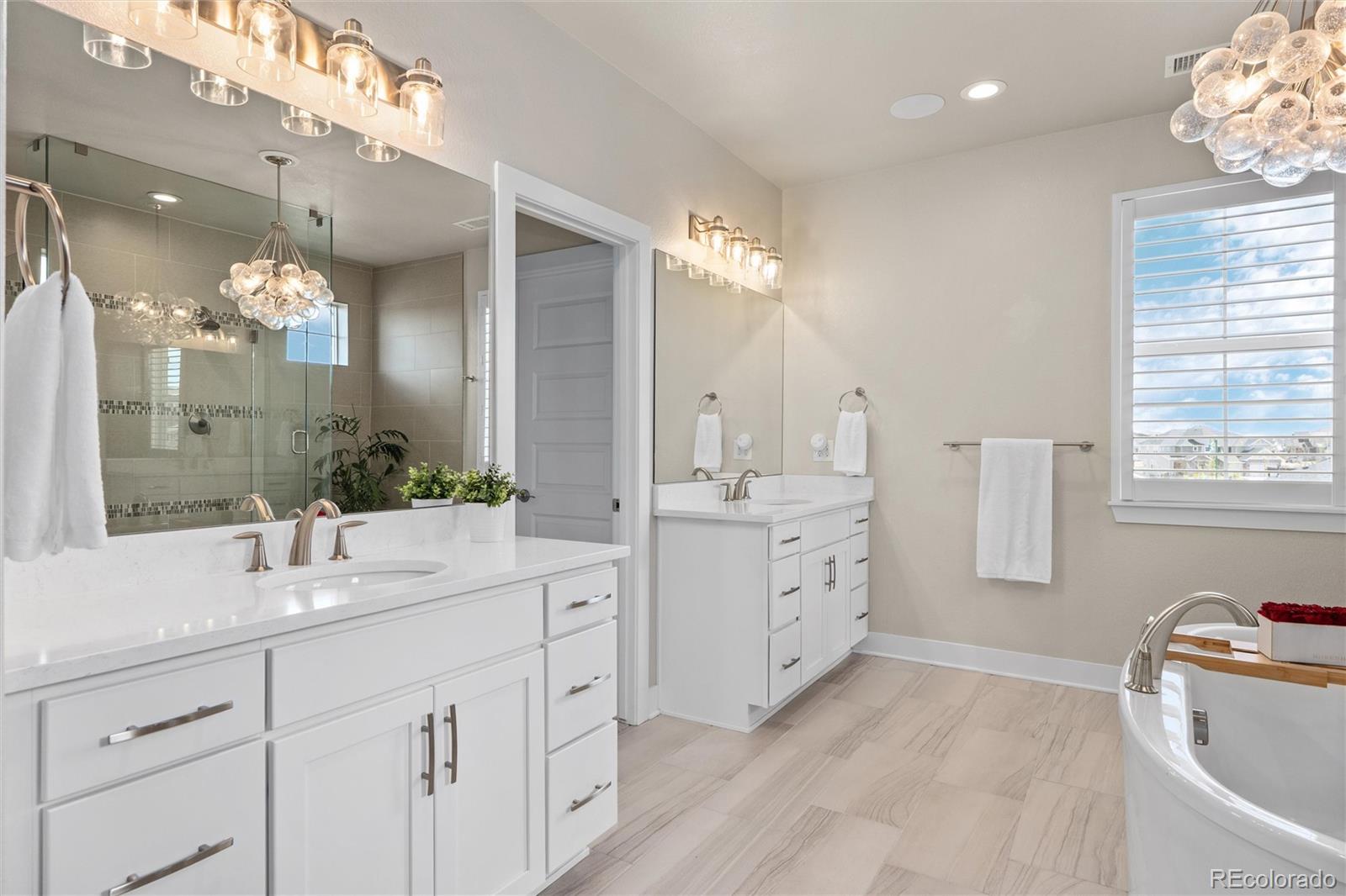 MLS Image #24 for 27671 e lakeview drive,aurora, Colorado