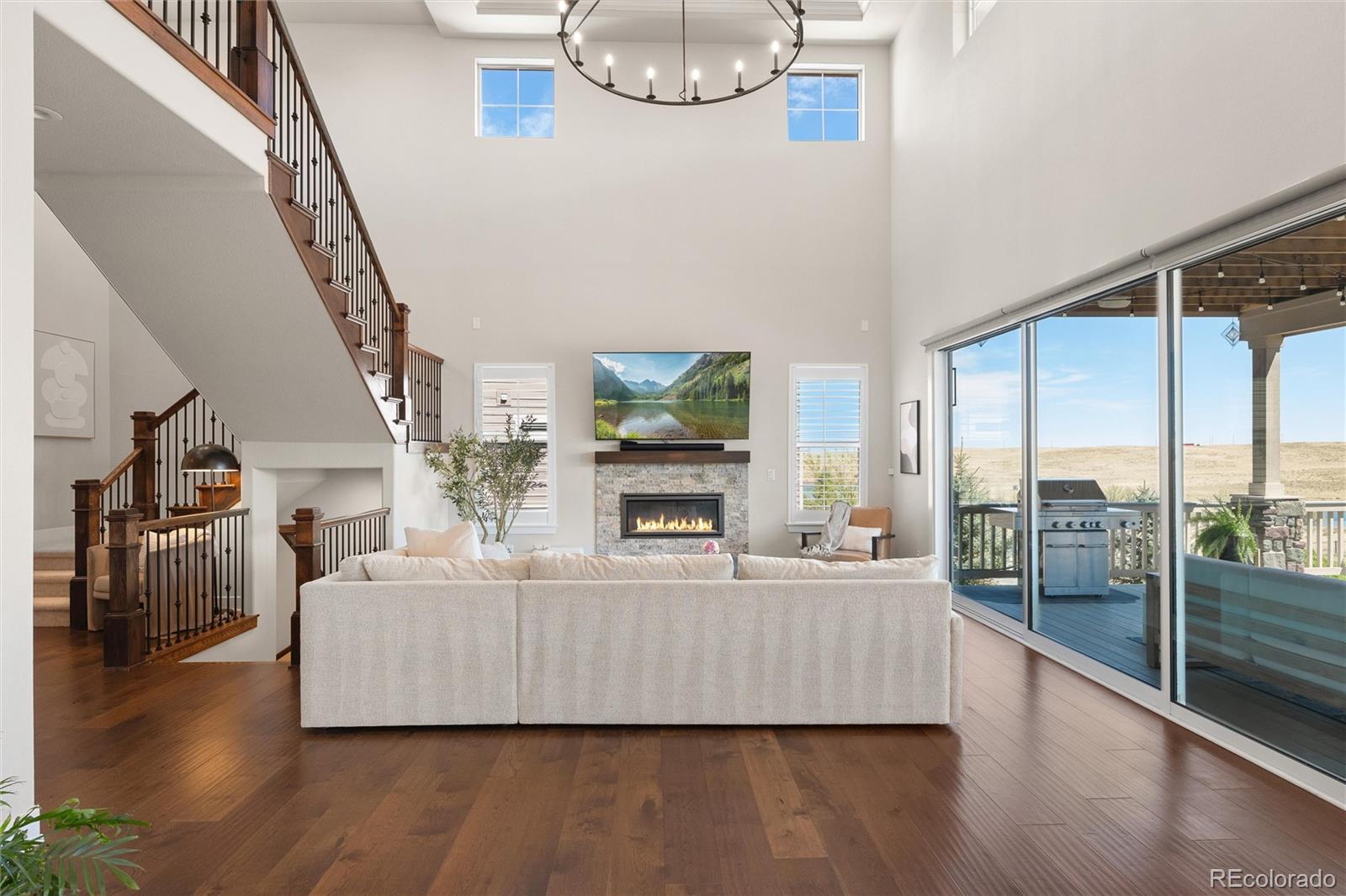MLS Image #7 for 27671 e lakeview drive,aurora, Colorado