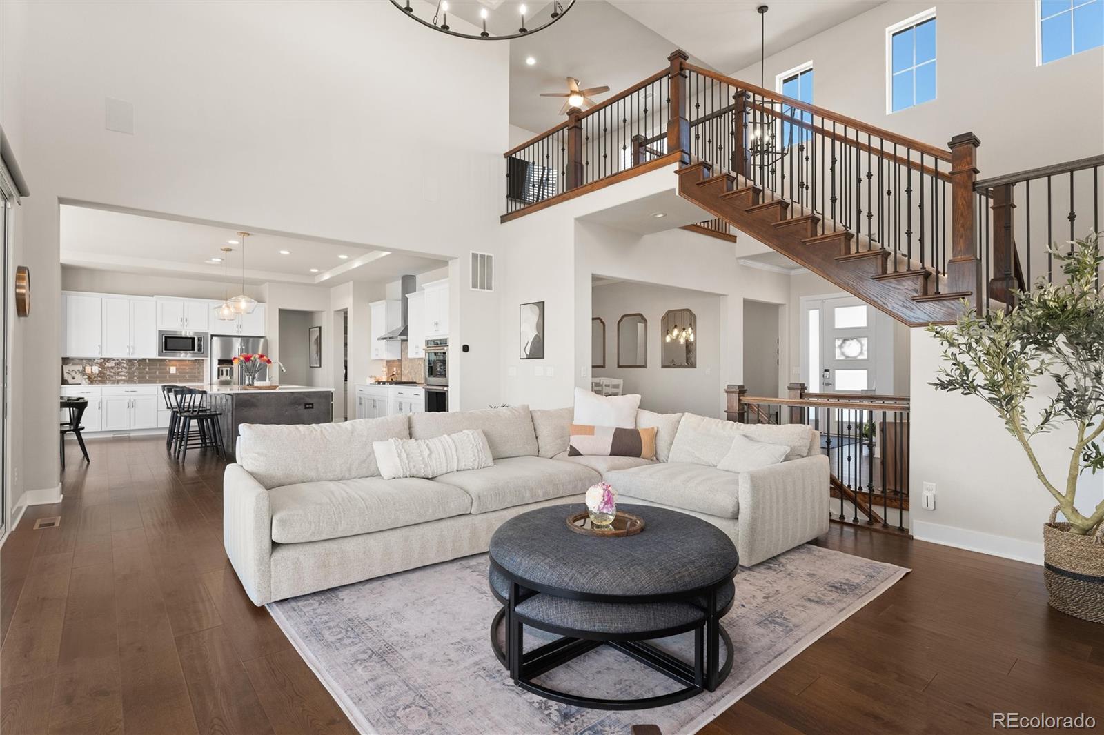 MLS Image #9 for 27671 e lakeview drive,aurora, Colorado