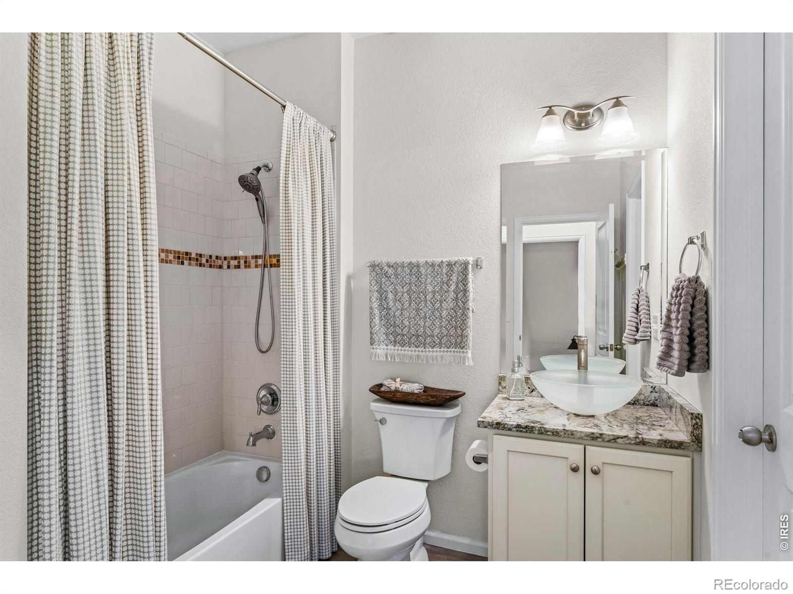 MLS Image #15 for 108  cayuga street,johnstown, Colorado