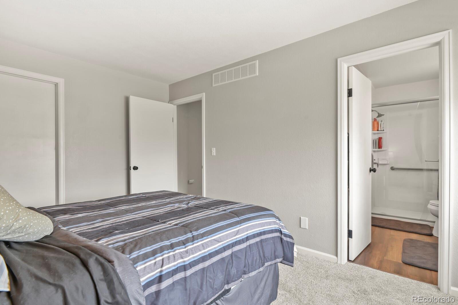 MLS Image #15 for 3501 s kittredge street,aurora, Colorado