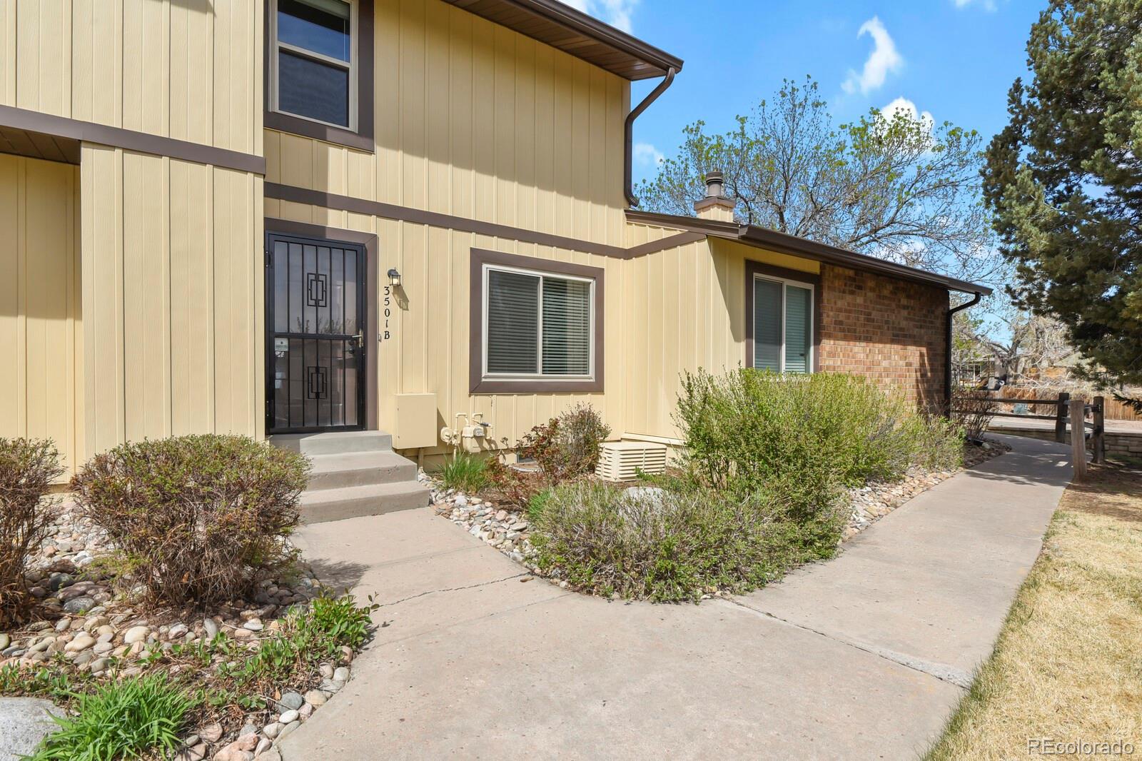 MLS Image #2 for 3501 s kittredge street,aurora, Colorado