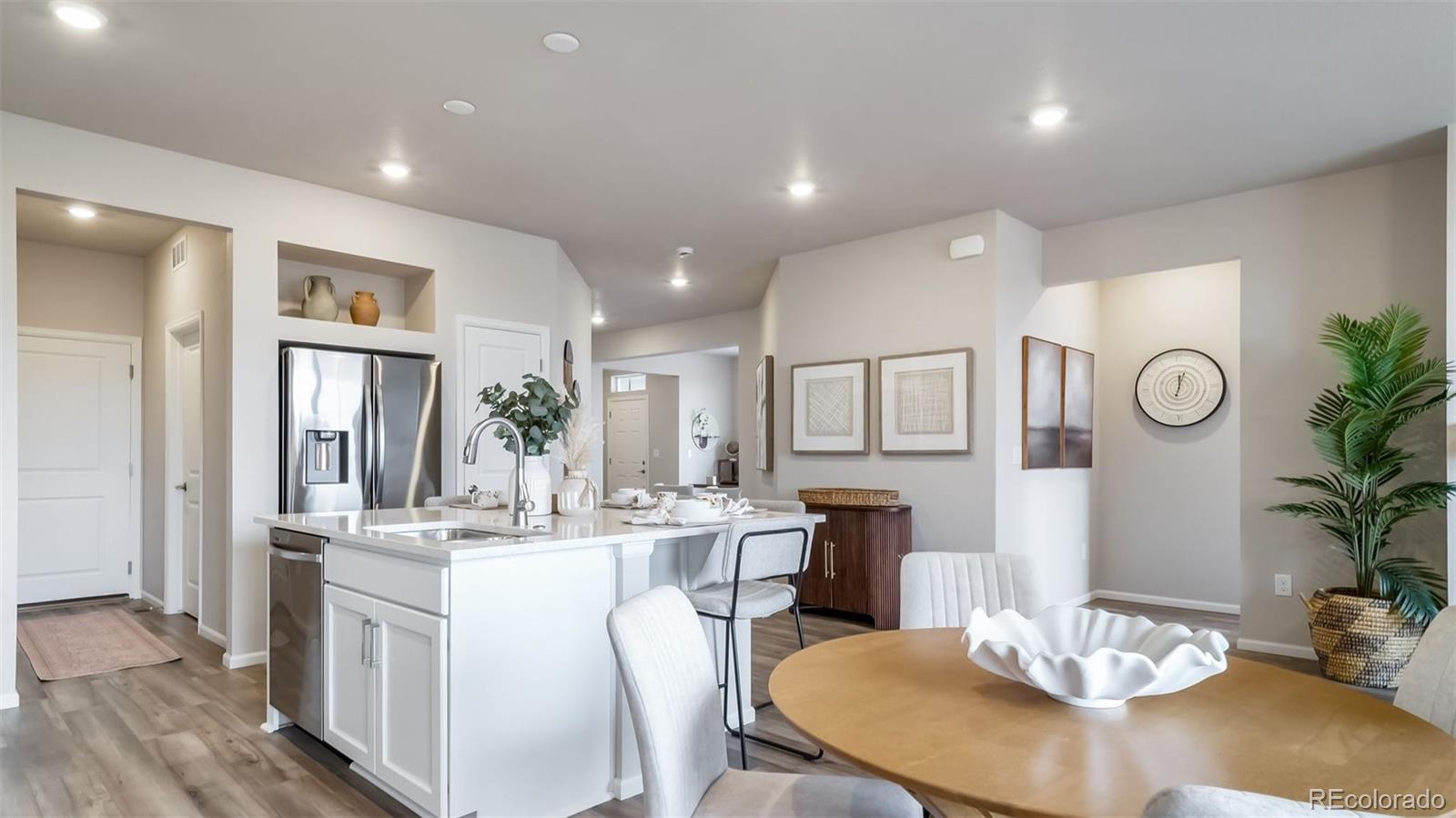 MLS Image #11 for 5024 n tempe street,aurora, Colorado