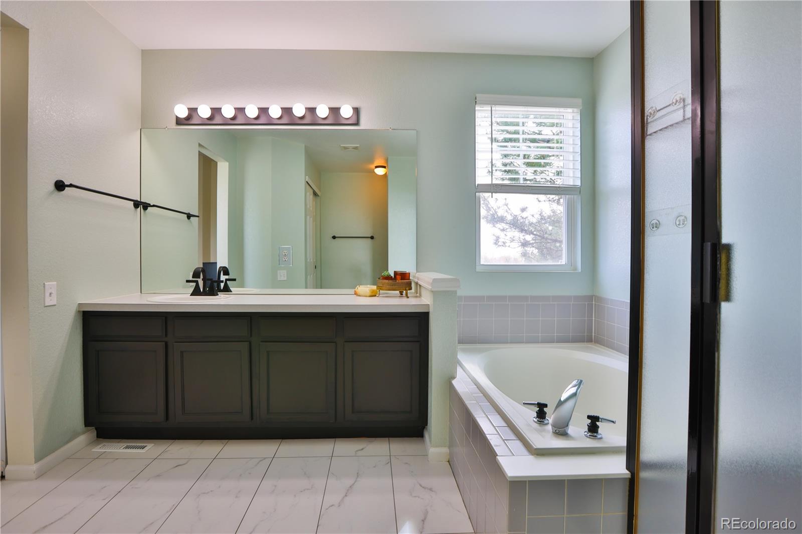 MLS Image #16 for 10118  grove loop,westminster, Colorado