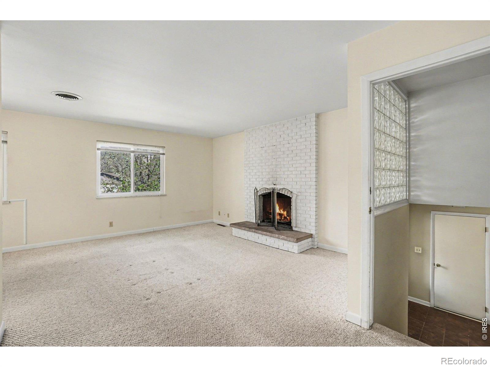 MLS Image #11 for 209 e swallow road,fort collins, Colorado