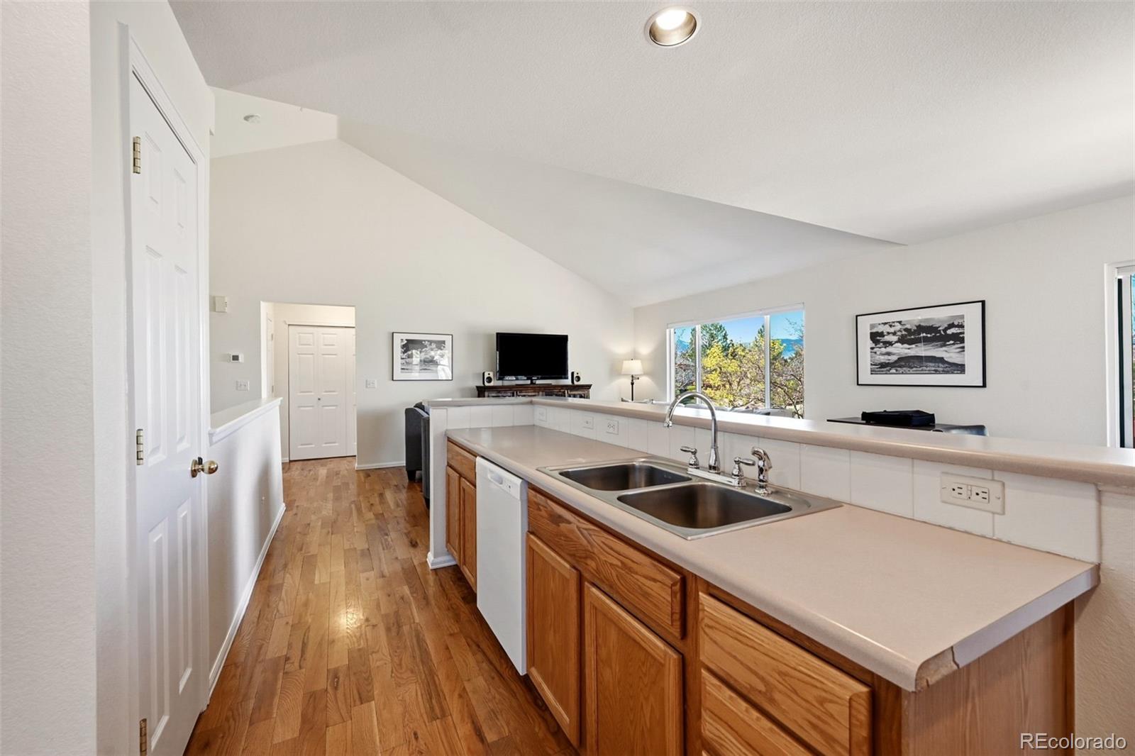 MLS Image #18 for 16777 w 61st place,arvada, Colorado