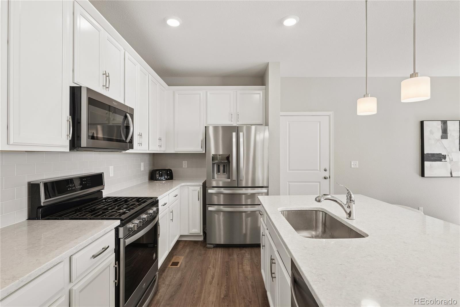 MLS Image #11 for 13730  ash circle,thornton, Colorado