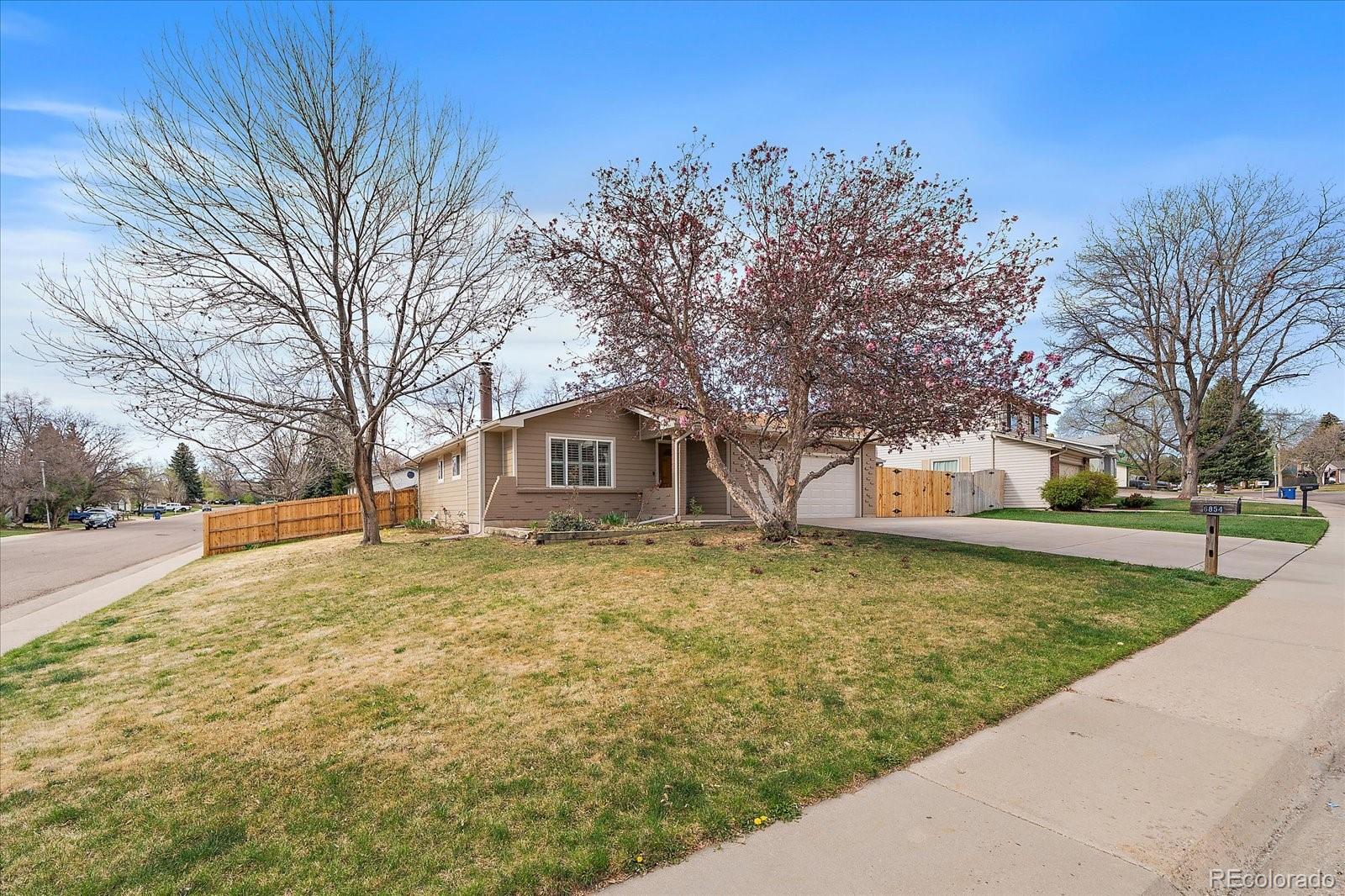 MLS Image #1 for 6854 w roxbury place,littleton, Colorado