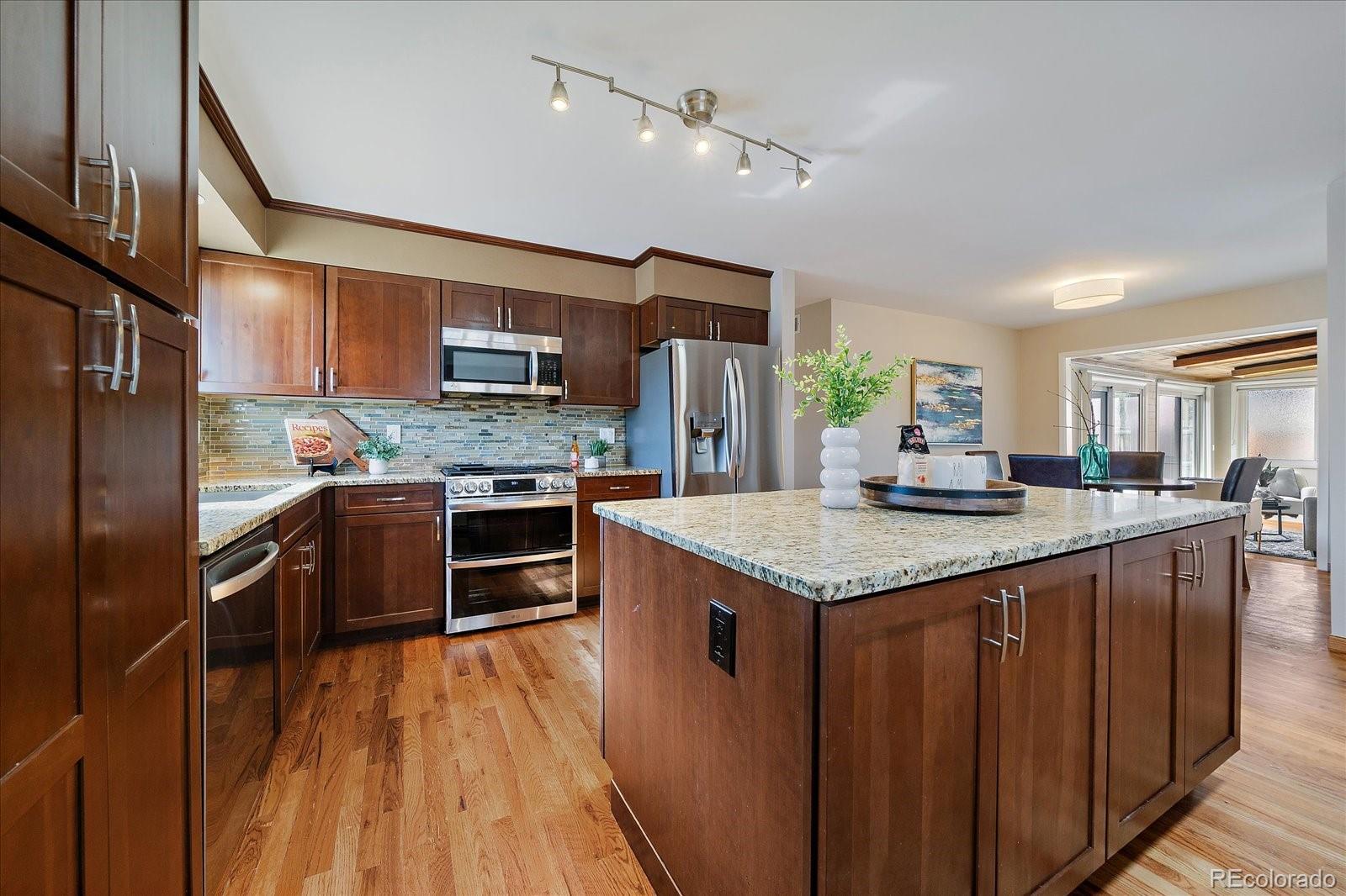 MLS Image #10 for 6854 w roxbury place,littleton, Colorado