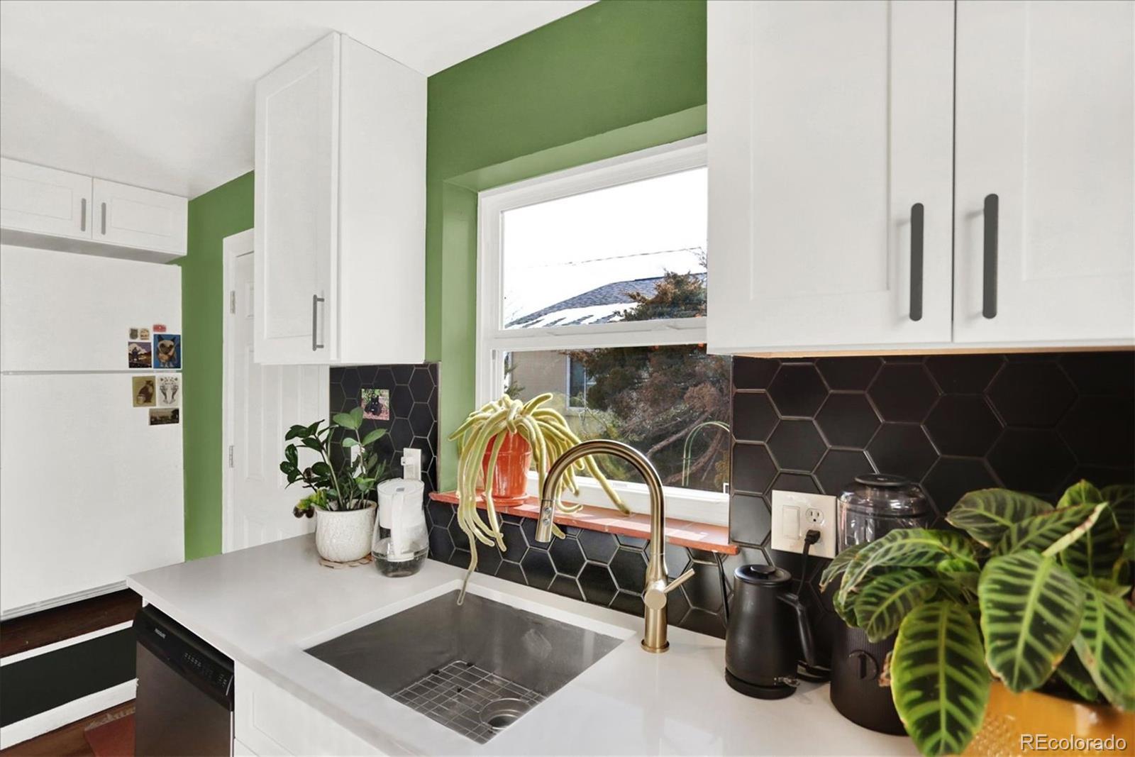MLS Image #15 for 770 s decatur street,denver, Colorado
