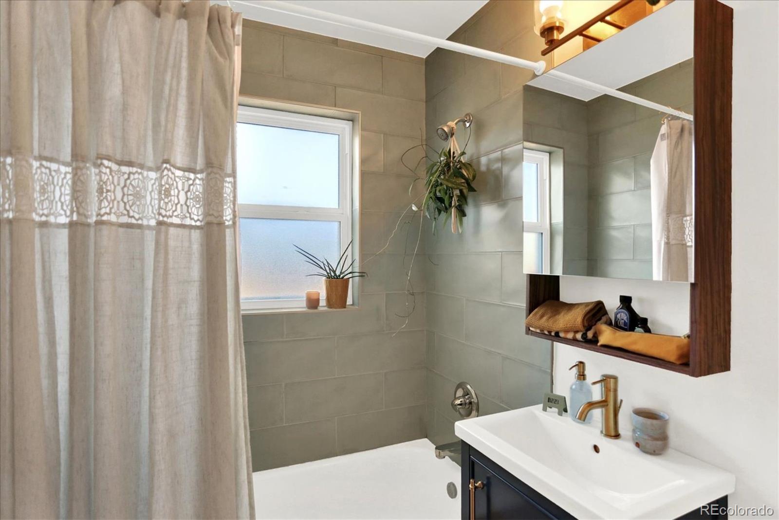 MLS Image #20 for 770 s decatur street,denver, Colorado
