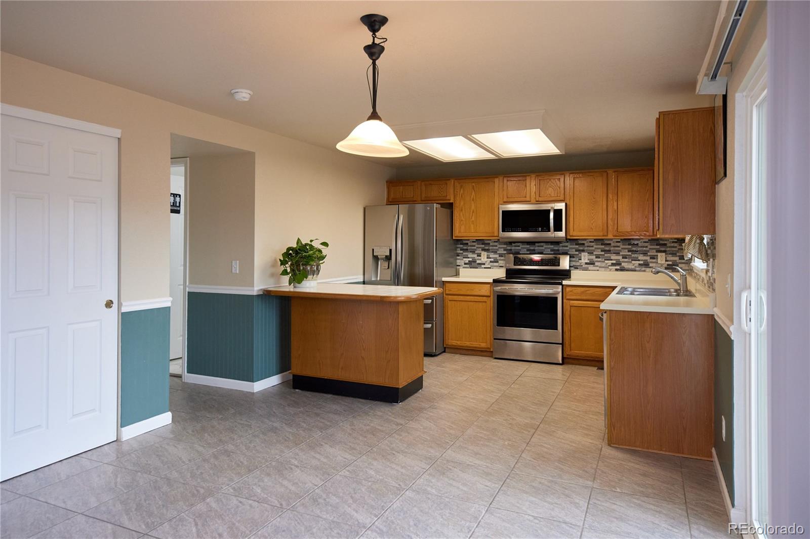 MLS Image #9 for 5373 s ukraine way,aurora, Colorado