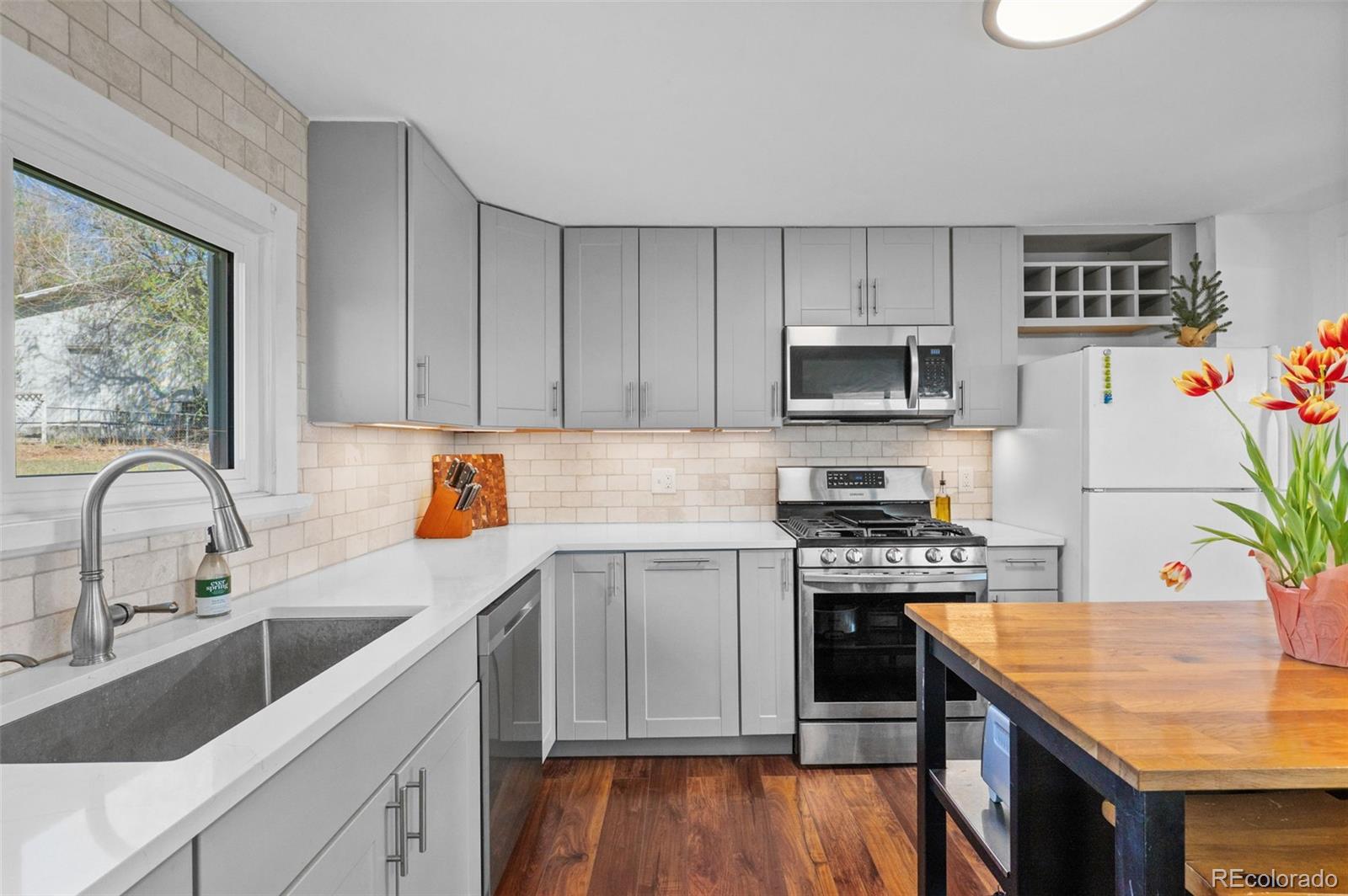 MLS Image #4 for 3357 s zuni street,englewood, Colorado