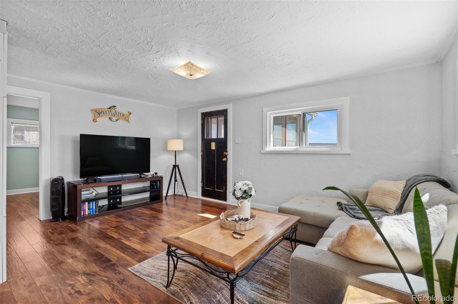 MLS Image #8 for 3357 s zuni street,englewood, Colorado