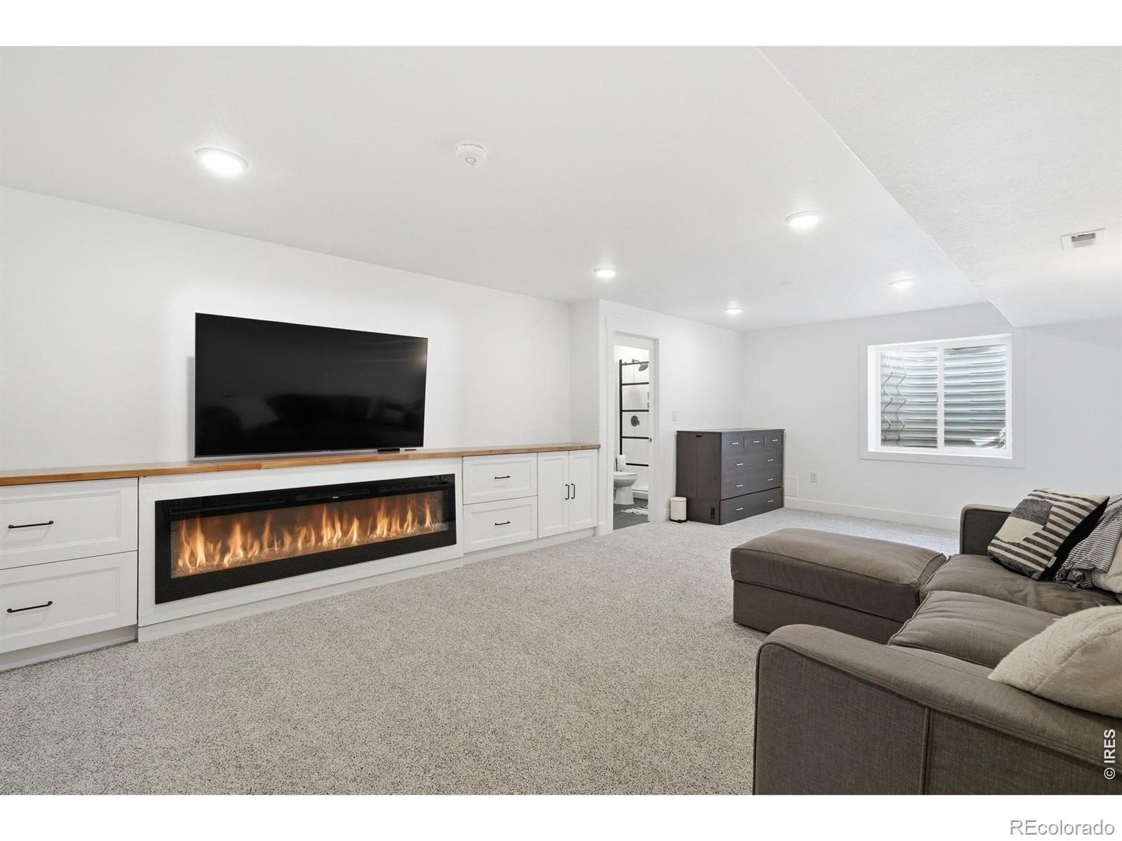 MLS Image #27 for 1027  canal drive,windsor, Colorado