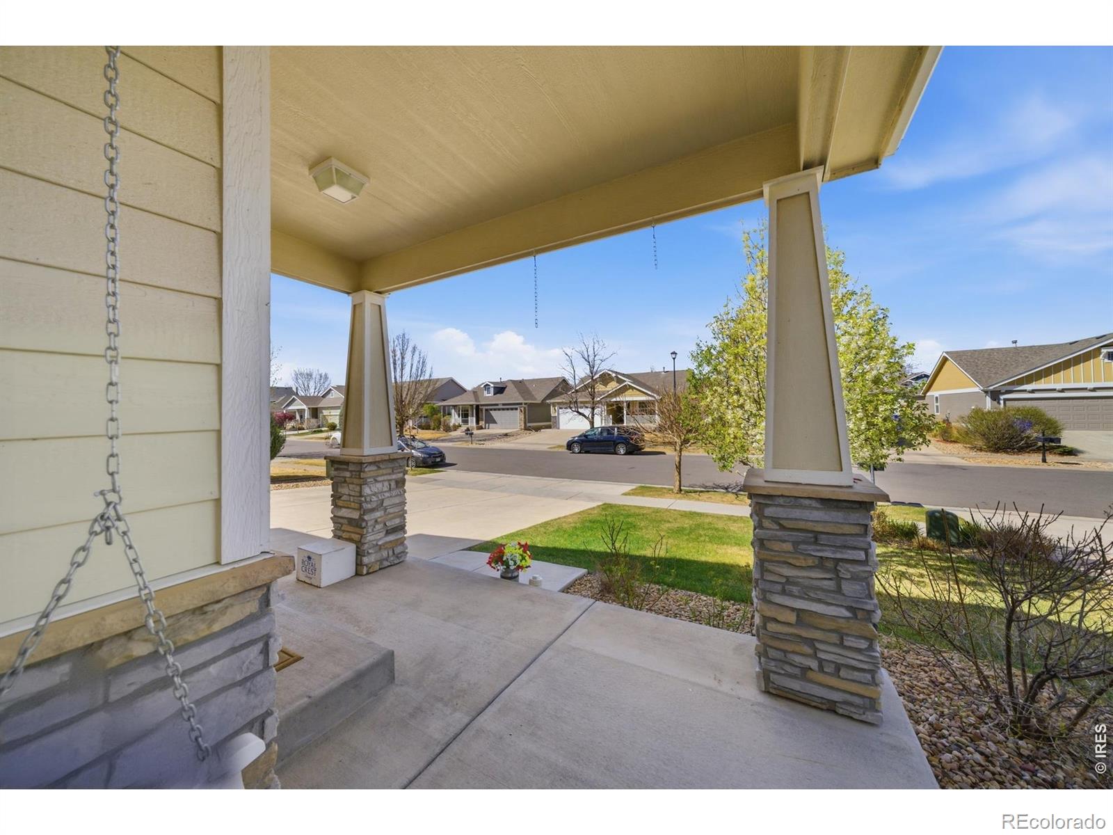 MLS Image #4 for 1027  canal drive,windsor, Colorado